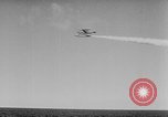 Standbild Rauch Bildschirm um Kriegsmarine Schiff Atlantik, 1943, aus Sekunde 48 historischem Filmmaterial Videoclip 65675049300