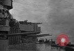 Standbild USS New Mexico Brände 5 inch guns Pazifik, 1944, aus Sekunde 15 historischem Filmmaterial Videoclip 65675049304