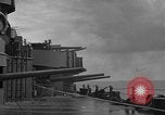 Standbild USS New Mexico Brände 5 inch guns Pazifik, 1944, aus Sekunde 23 historischem Filmmaterial Videoclip 65675049304