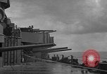 Standbild USS New Mexico Brände 5 inch guns Pazifik, 1944, aus Sekunde 24 historischem Filmmaterial Videoclip 65675049304
