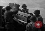 Standbild USA Schlachtschiff Colorado Pazifik, 1944, aus Sekunde 48 historischem Filmmaterial Videoclip 65675049305