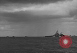 Standbild USA Schlachtschiff Colorado Pazifik, 1944, aus Sekunde 32 historischem Filmmaterial Videoclip 65675049306