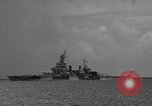 Standbild USA Schlachtschiff Colorado Pazifik, 1944, aus Sekunde 51 historischem Filmmaterial Videoclip 65675049306