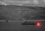 Standbild Tanks explodieren Guam, 1944, aus Sekunde 17 historischem Filmmaterial Videoclip 65675049307