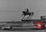 Immagine di L'ammiraglio Bertram Ramsay Cherbourg Normandia Francia, 1944, secondo 60 filmato di repertorio 65675049313