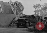 Image en hydravion hangar Cherbourg Normandie France, 1944, de la seconde 27 séquences d'archives historiques vidéo 65675049314