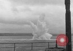 Immagine di Esplosioni di mine Cherbourg Normandia Francia, 1944, secondo 6 filmato di repertorio 65675049316