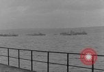 Immagine di Esplosioni di mine Cherbourg Normandia Francia, 1944, secondo 42 filmato di repertorio 65675049316