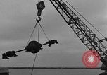 Standbild Metall Gerät Cherbourg Normandie Frankreich, 1944, aus Sekunde 7 historischem Filmmaterial Videoclip 65675049319