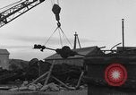 Standbild Metall Gerät Cherbourg Normandie Frankreich, 1944, aus Sekunde 16 historischem Filmmaterial Videoclip 65675049319