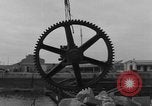 Standbild Metall Gerät Cherbourg Normandie Frankreich, 1944, aus Sekunde 34 historischem Filmmaterial Videoclip 65675049319