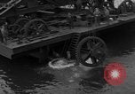 Standbild Metall Gerät Cherbourg Normandie Frankreich, 1944, aus Sekunde 41 historischem Filmmaterial Videoclip 65675049319