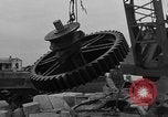 Standbild Metall Gerät Cherbourg Normandie Frankreich, 1944, aus Sekunde 47 historischem Filmmaterial Videoclip 65675049319