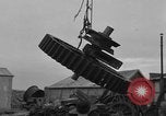 Standbild Metall Gerät Cherbourg Normandie Frankreich, 1944, aus Sekunde 54 historischem Filmmaterial Videoclip 65675049319