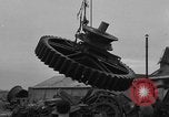 Standbild Metall Gerät Cherbourg Normandie Frankreich, 1944, aus Sekunde 55 historischem Filmmaterial Videoclip 65675049319
