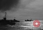 Standbild Landing Vehicle Tracked Zamboanga Philippinen, 1945, aus Sekunde 6 historischem Filmmaterial Videoclip 65675049324