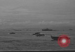 Standbild Landing Vehicle Tracked Zamboanga Philippinen, 1945, aus Sekunde 8 historischem Filmmaterial Videoclip 65675049324