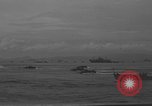 Standbild Landing Vehicle Tracked Zamboanga Philippinen, 1945, aus Sekunde 10 historischem Filmmaterial Videoclip 65675049324