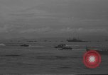 Standbild Landing Vehicle Tracked Zamboanga Philippinen, 1945, aus Sekunde 11 historischem Filmmaterial Videoclip 65675049324
