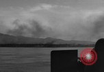 Standbild Landing Vehicle Tracked Zamboanga Philippinen, 1945, aus Sekunde 40 historischem Filmmaterial Videoclip 65675049324