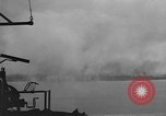 Standbild Landing Vehicle Tracked Zamboanga Philippinen, 1945, aus Sekunde 59 historischem Filmmaterial Videoclip 65675049324