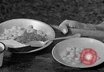 Standbild Krankenhaus Küche Caiazzo Italien, 1943, aus Sekunde 34 historischem Filmmaterial Videoclip 65675049345