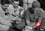 Standbild alliierten Soldaten Caiazzo Italien, 1943, aus Sekunde 24 historischem Filmmaterial Videoclip 65675049346