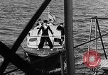 Standbild Winston Churchill Schiff Hafen Neufundland, 1941, aus Sekunde 4 historischem Filmmaterial Videoclip 65675049351