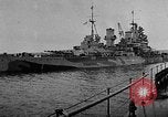 Standbild Winston Churchill Schiff Hafen Neufundland, 1941, aus Sekunde 27 historischem Filmmaterial Videoclip 65675049351