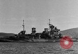 Standbild Winston Churchill Schiff Hafen Neufundland, 1941, aus Sekunde 35 historischem Filmmaterial Videoclip 65675049351