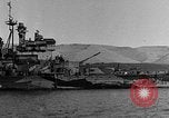 Standbild Winston Churchill Schiff Hafen Neufundland, 1941, aus Sekunde 41 historischem Filmmaterial Videoclip 65675049351