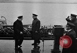 Standbild Winston Churchill Schiff Hafen Neufundland, 1941, aus Sekunde 61 historischem Filmmaterial Videoclip 65675049351