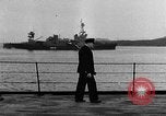 Standbild Roosevelt und Churchill at Atlantic Conference Schiff Hafen Neufundland, 1941, aus Sekunde 19 historischem Filmmaterial Videoclip 65675049353