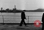Standbild Roosevelt und Churchill at Atlantic Conference Schiff Hafen Neufundland, 1941, aus Sekunde 20 historischem Filmmaterial Videoclip 65675049353