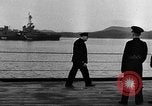 Standbild Roosevelt und Churchill at Atlantic Conference Schiff Hafen Neufundland, 1941, aus Sekunde 21 historischem Filmmaterial Videoclip 65675049353