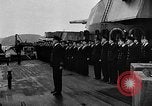 Standbild Roosevelt und Churchill at Atlantic Conference Schiff Hafen Neufundland, 1941, aus Sekunde 25 historischem Filmmaterial Videoclip 65675049353