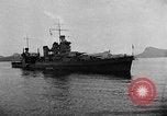 Standbild Roosevelt und Churchill at Atlantic Conference Schiff Hafen Neufundland, 1941, aus Sekunde 33 historischem Filmmaterial Videoclip 65675049353