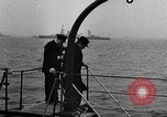 Standbild Roosevelt und Churchill at Atlantic Conference Schiff Hafen Neufundland, 1941, aus Sekunde 41 historischem Filmmaterial Videoclip 65675049353
