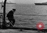 Standbild Roosevelt und Churchill at Atlantic Conference Schiff Hafen Neufundland, 1941, aus Sekunde 46 historischem Filmmaterial Videoclip 65675049353