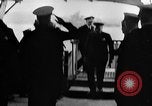 Standbild Roosevelt und Churchill at Atlantic Conference Schiff Hafen Neufundland, 1941, aus Sekunde 51 historischem Filmmaterial Videoclip 65675049353