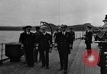 Standbild Winston Churchill Schiff Hafen Neufundland, 1941, aus Sekunde 28 historischem Filmmaterial Videoclip 65675049354