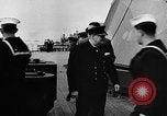 Standbild Crew der USS Augusta besuchen HMS Prince of Wales Schiff Hafen Neufundland, 1941, aus Sekunde 3 historischem Filmmaterial Videoclip 65675049359