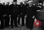 Standbild Crew der USS Augusta besuchen HMS Prince of Wales Schiff Hafen Neufundland, 1941, aus Sekunde 12 historischem Filmmaterial Videoclip 65675049359