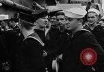 Standbild Crew der USS Augusta besuchen HMS Prince of Wales Schiff Hafen Neufundland, 1941, aus Sekunde 15 historischem Filmmaterial Videoclip 65675049359