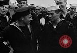 Standbild Crew der USS Augusta besuchen HMS Prince of Wales Schiff Hafen Neufundland, 1941, aus Sekunde 24 historischem Filmmaterial Videoclip 65675049359