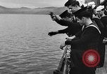 Standbild Crew der USS Augusta besuchen HMS Prince of Wales Schiff Hafen Neufundland, 1941, aus Sekunde 42 historischem Filmmaterial Videoclip 65675049359