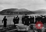 Standbild Crew der USS Augusta besuchen HMS Prince of Wales Schiff Hafen Neufundland, 1941, aus Sekunde 59 historischem Filmmaterial Videoclip 65675049359