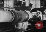 Immagine di Produzione di artiglieria a arsenal Watervliet New York USA, 1940, secondo 9 filmato di repertorio 65675049375