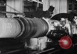 Immagine di Produzione di artiglieria a arsenal Watervliet New York USA, 1940, secondo 12 filmato di repertorio 65675049375