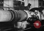 Immagine di Produzione di artiglieria a arsenal Watervliet New York USA, 1940, secondo 16 filmato di repertorio 65675049375